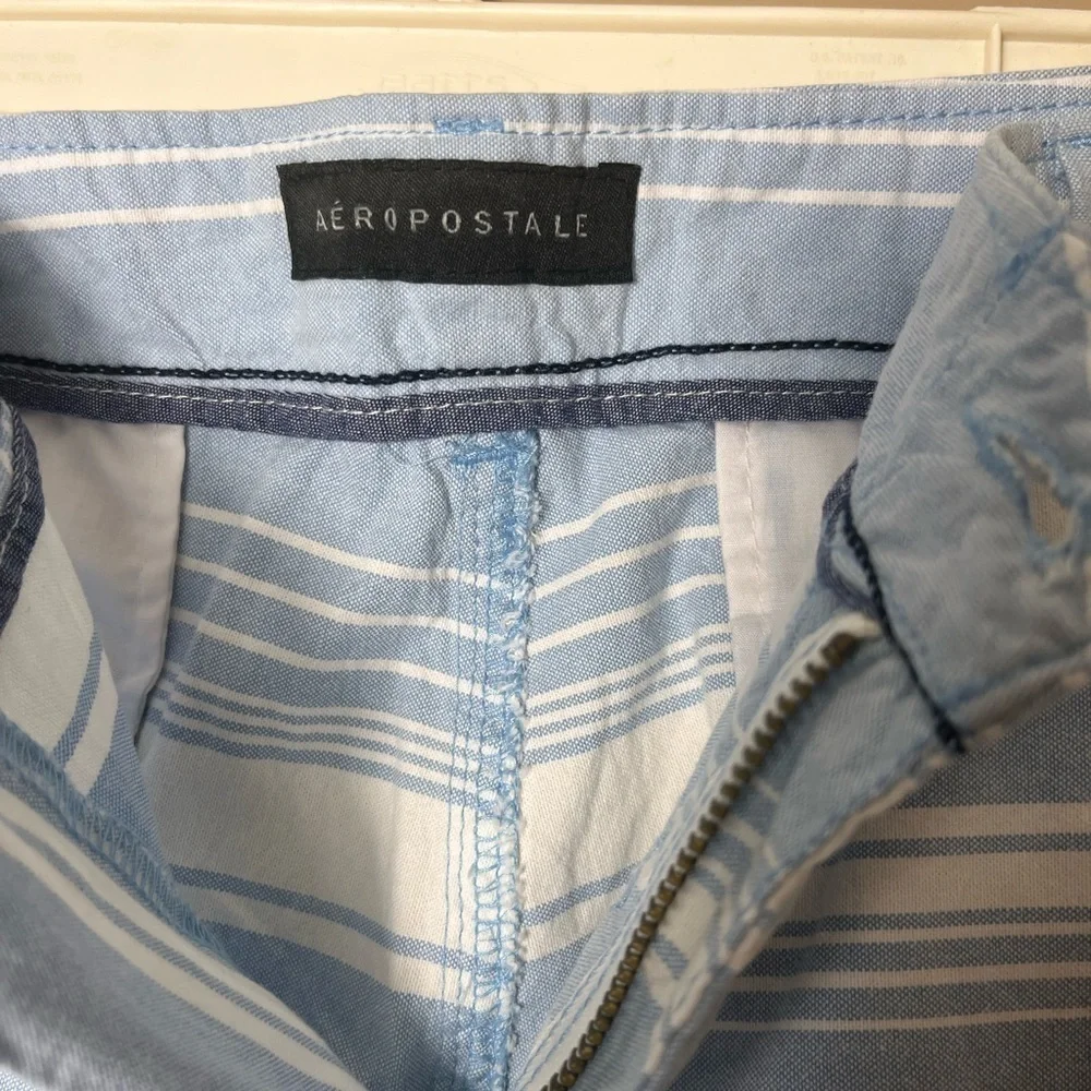 AEROPOSTALE Blue Striped‎ Woven Cotton Shorts Size 38 Waist Casual Y2K Style